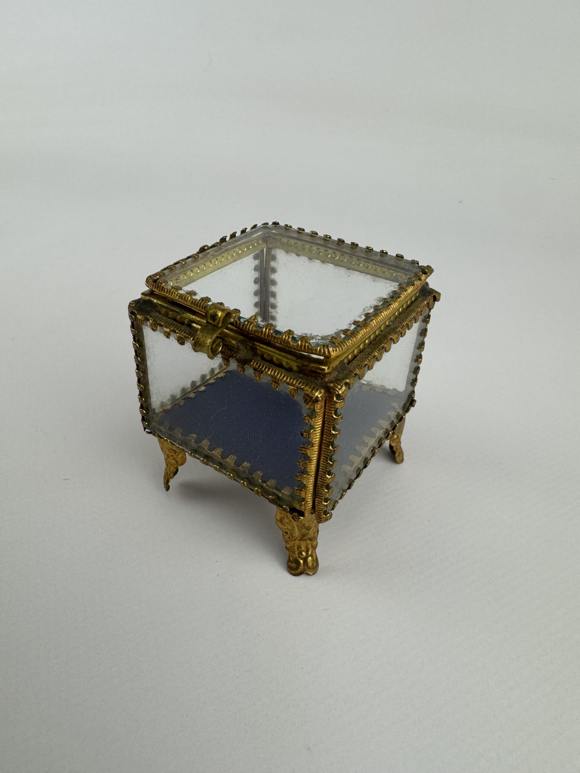 Caja vitrina joyero