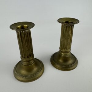 Pareja candelabros latón