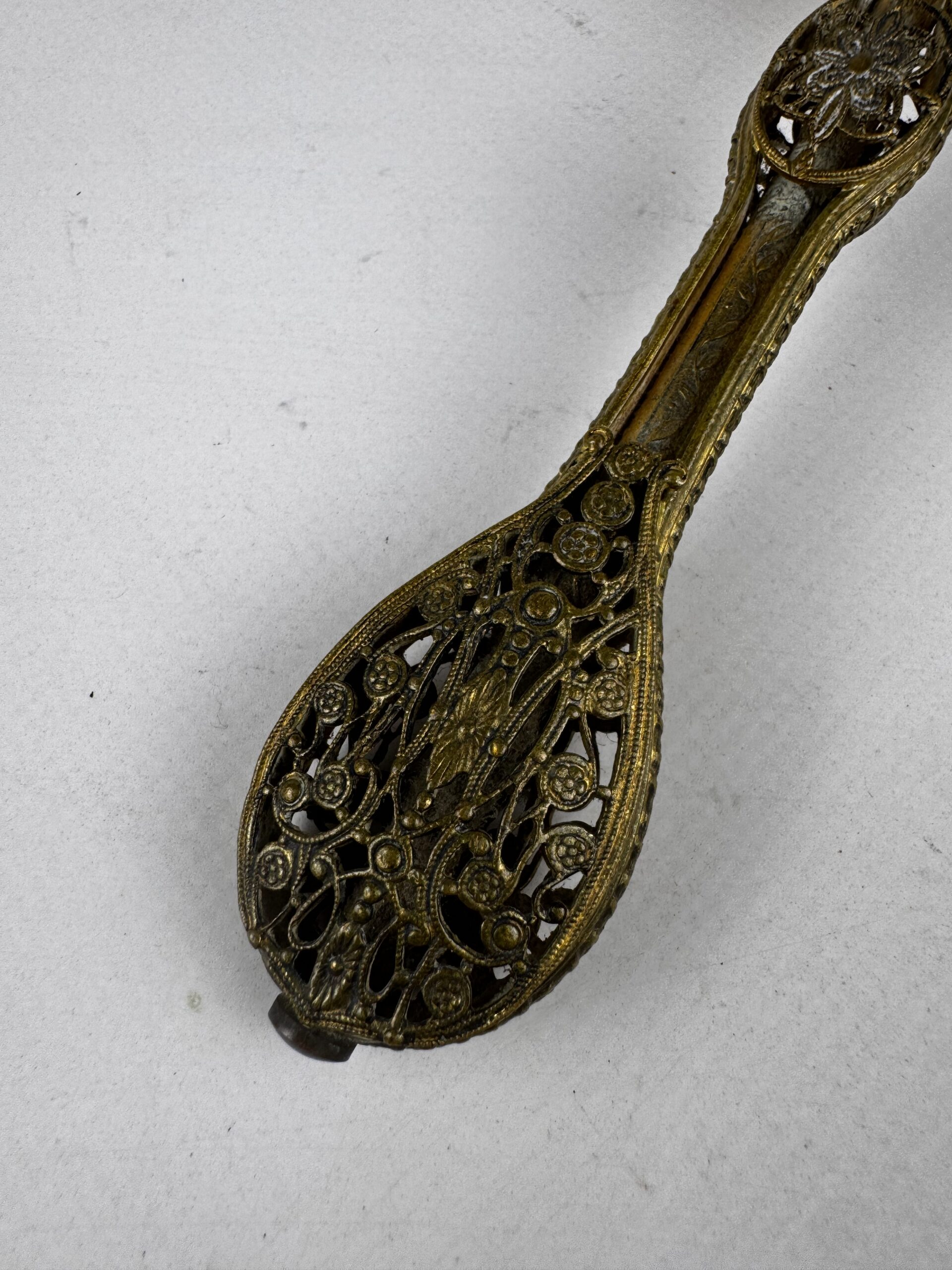 Cepillo de tocador bordado - Imagen 2
