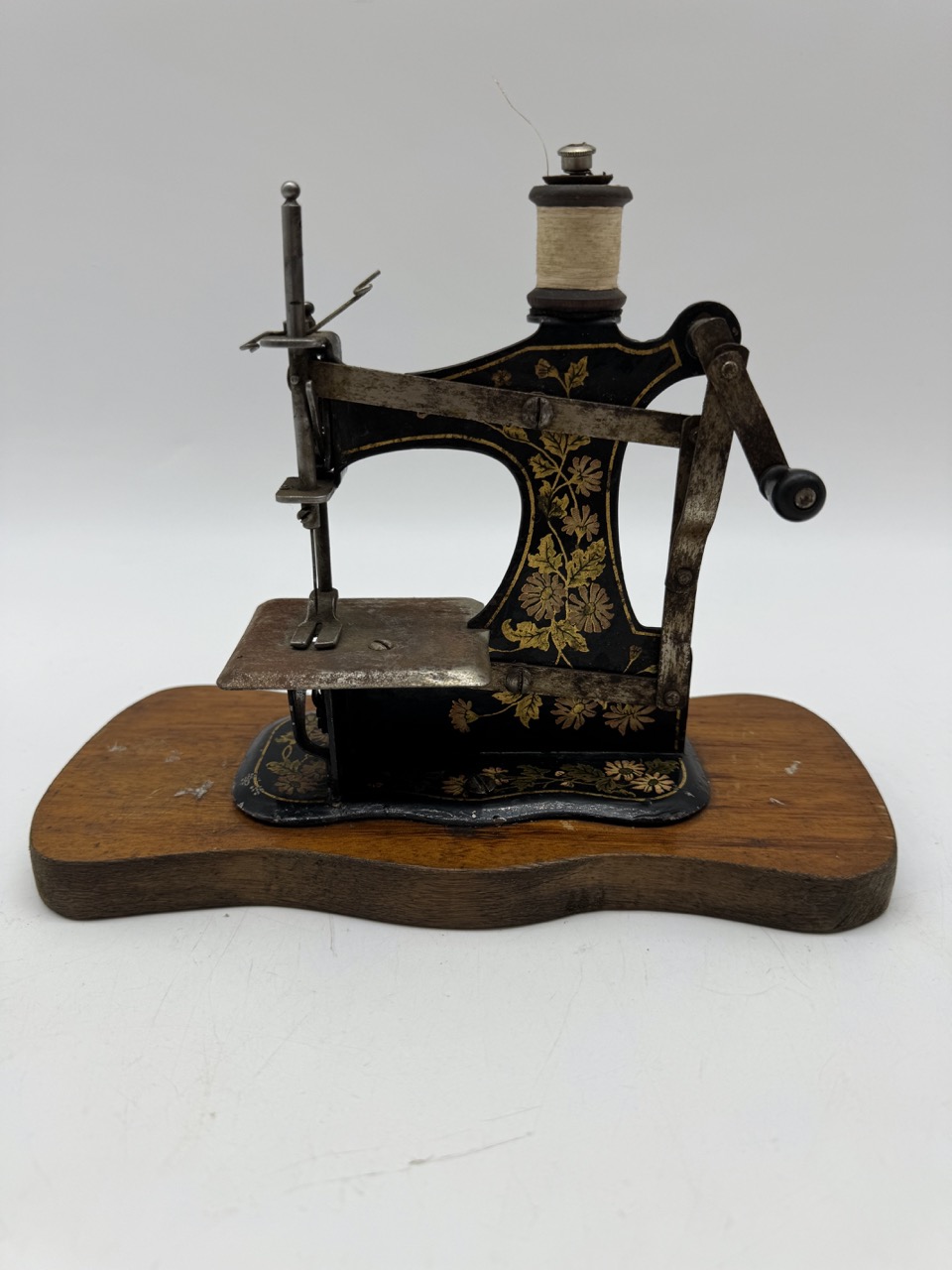 Máquina de coser juguete 1900