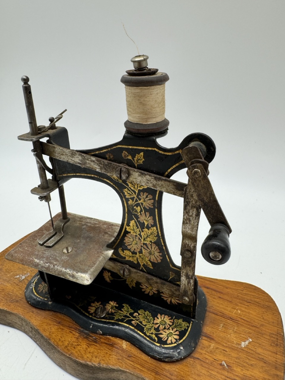 Máquina de coser juguete 1900 - Imagen 3