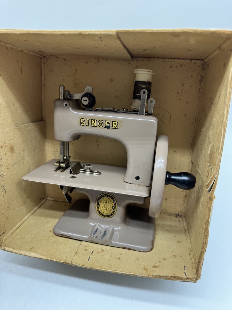 Máquina de coser Singer 1950 - Imagen 7