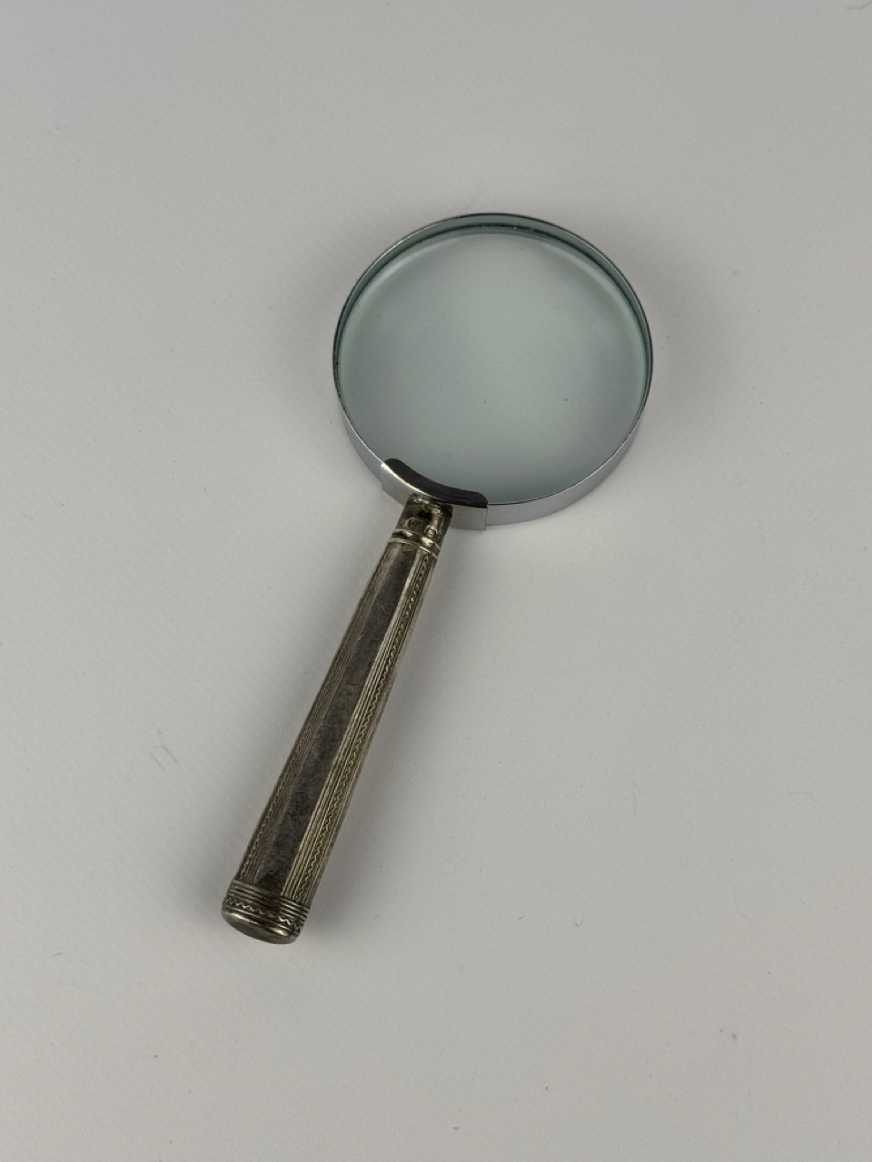 Lupa Plata - Imagen 2