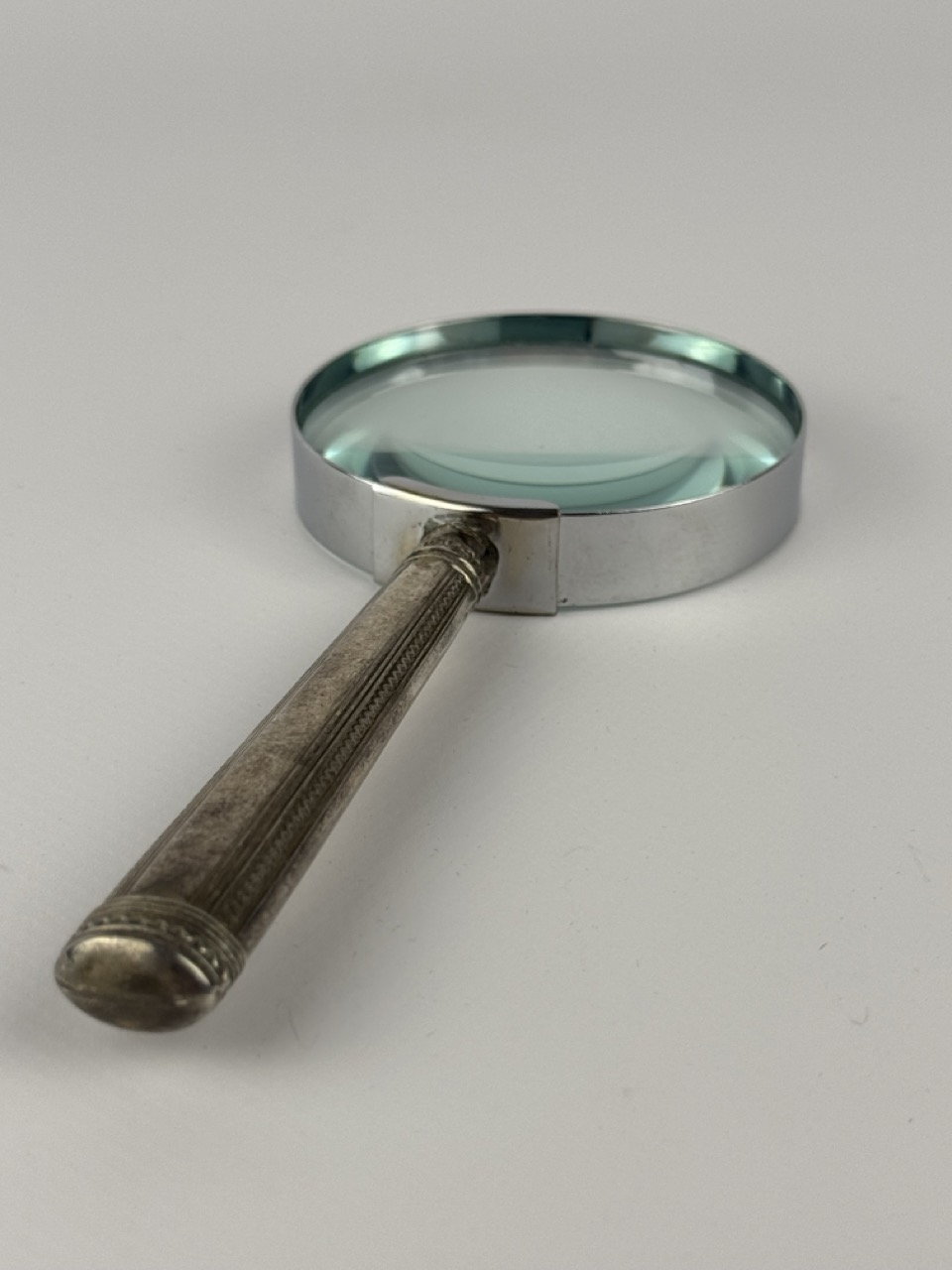 Lupa Plata - Imagen 3