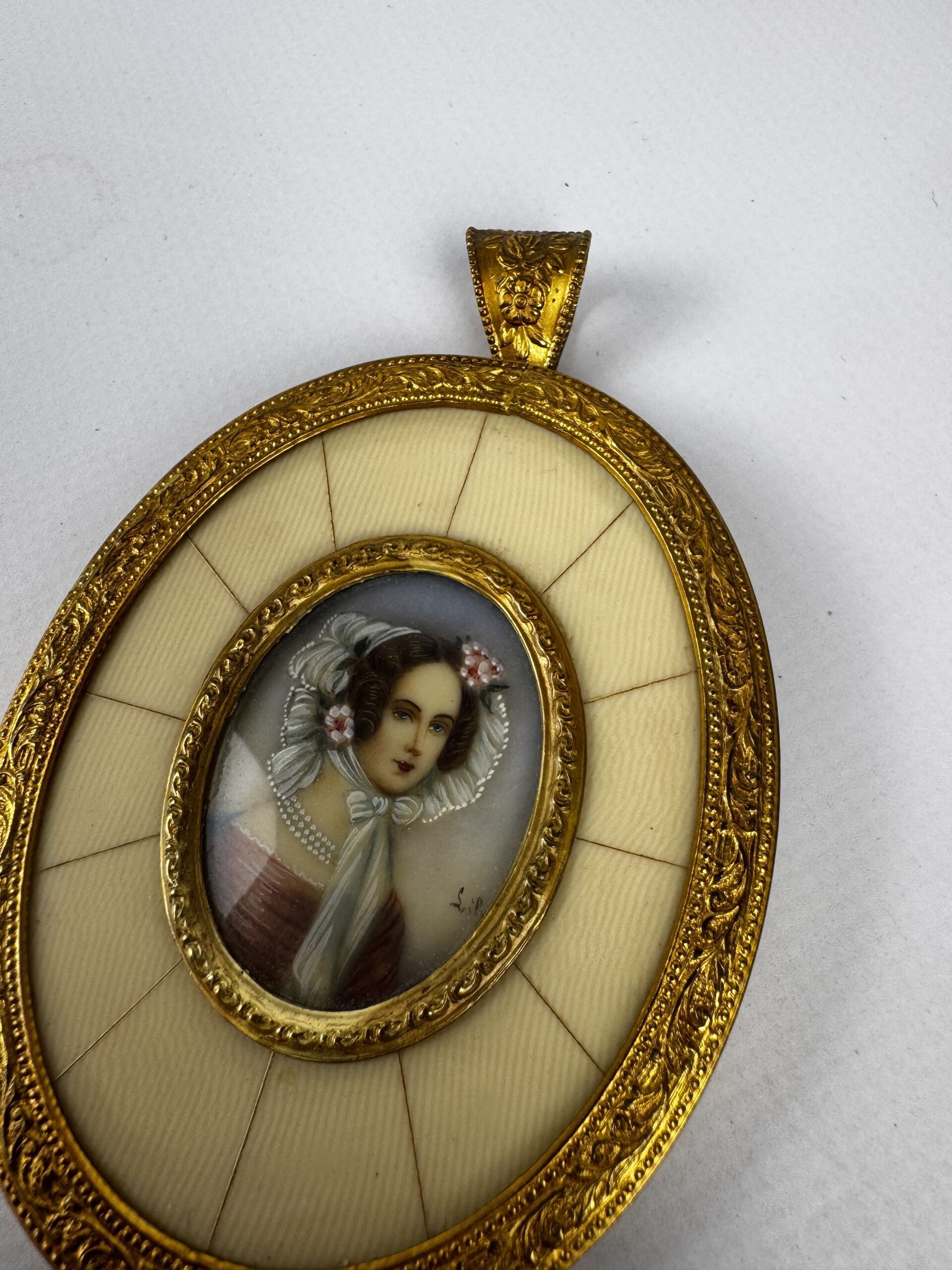 Miniatura Mujer - Imagen 3