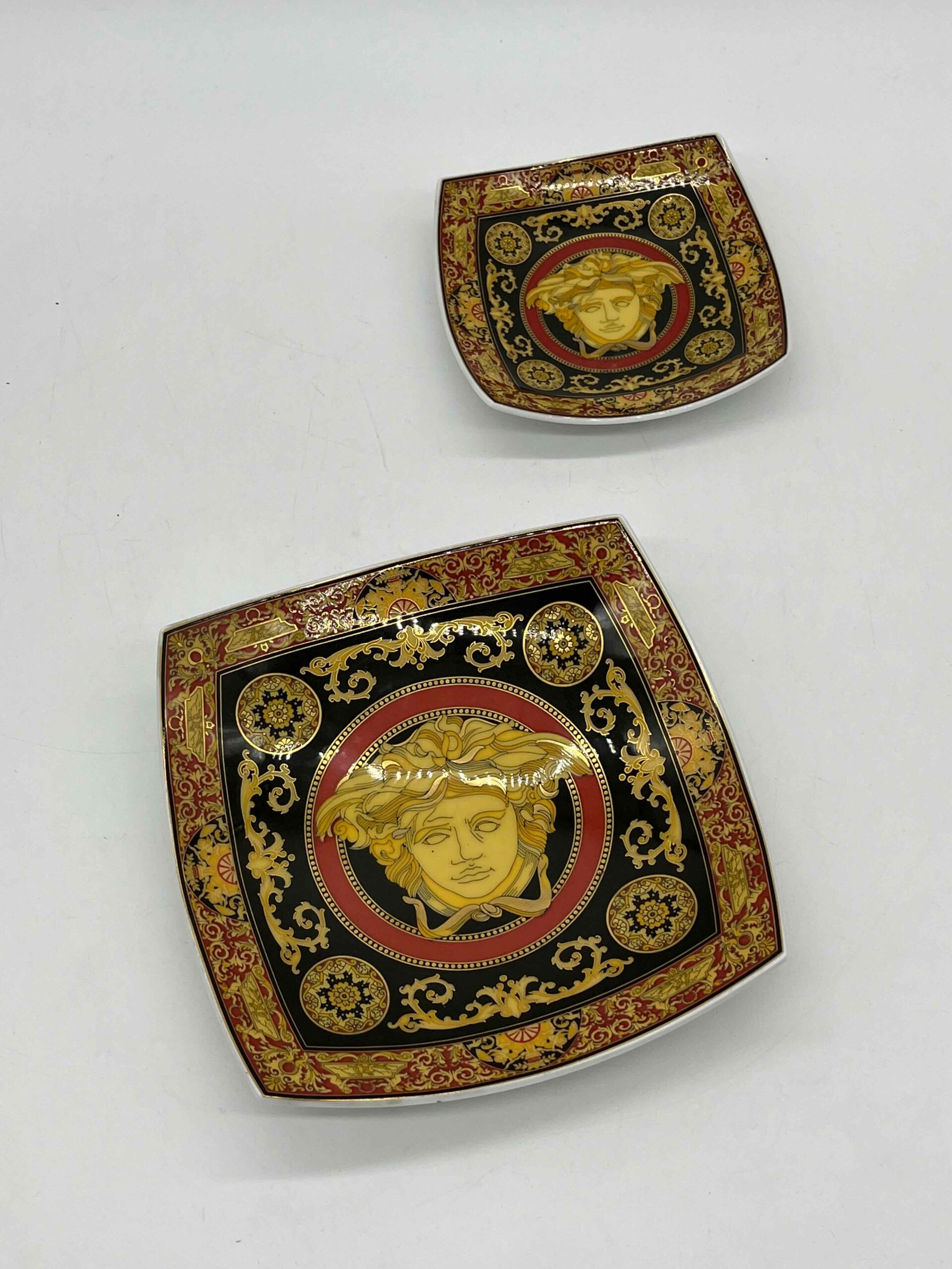 Platos versace