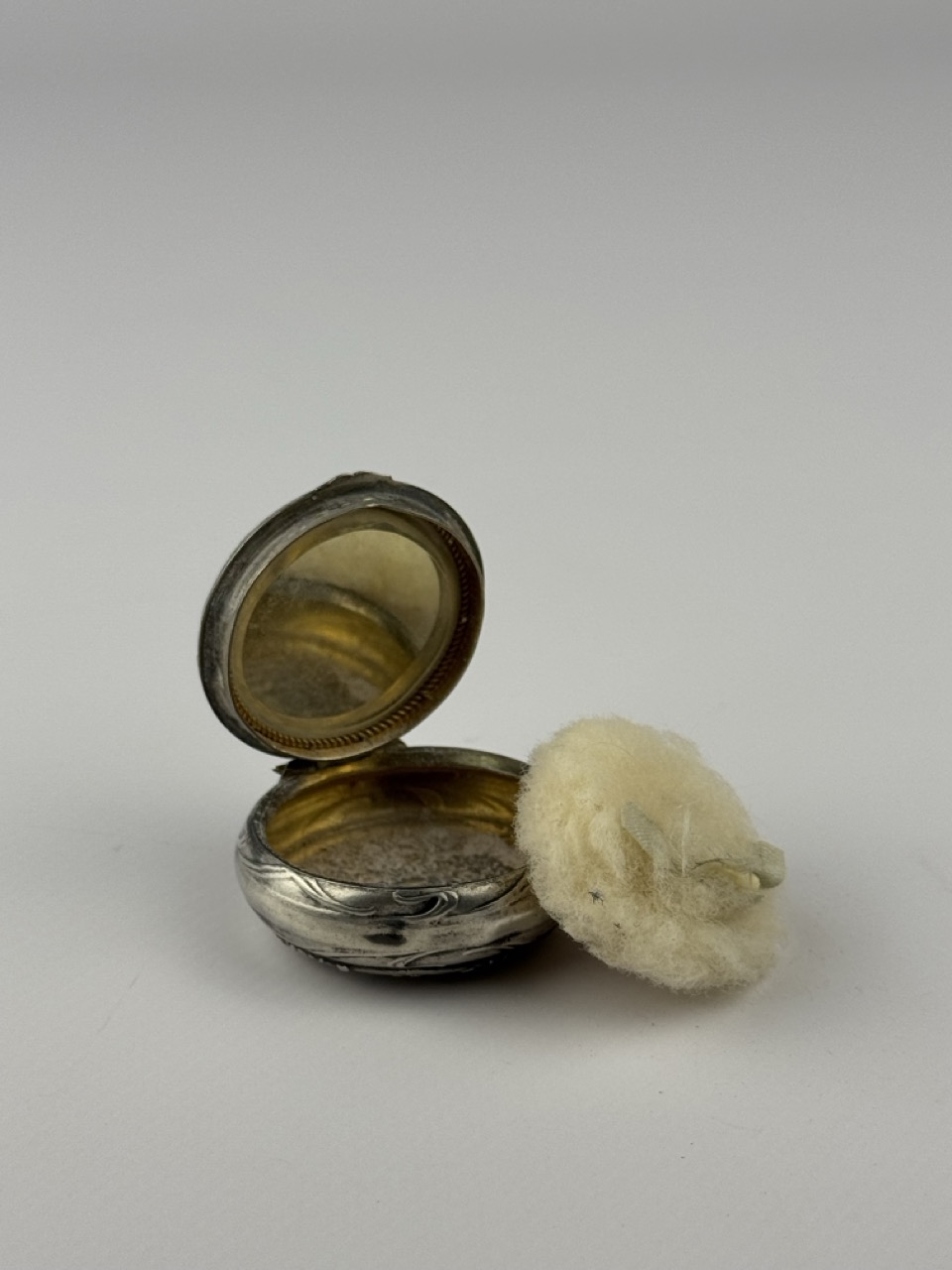 Polvera de Plata