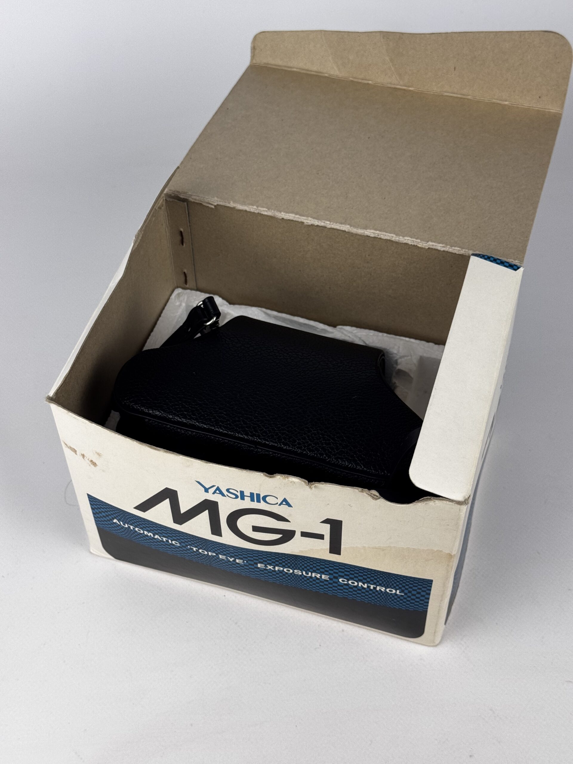 Yashica MG-1 - Imagen 8